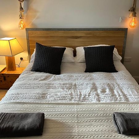 Fig Tree House Bed & Breakfast ลีมิงตัน ภายนอก รูปภาพ