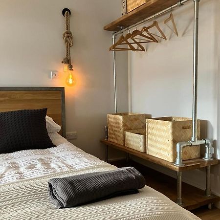 Fig Tree House Bed & Breakfast ลีมิงตัน ภายนอก รูปภาพ
